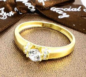 Zlatý prsteň Glare 66