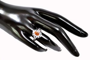 strieborny jantarovy prsten Glare 46