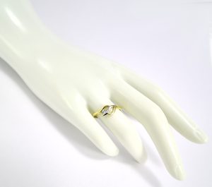 Zlatý prsteň Glare 103