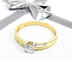 zlaty prsten Glare 305