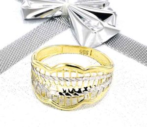 zlaty prsten Glare 390