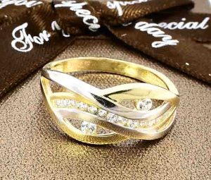 zlatý prsteň Glare 366