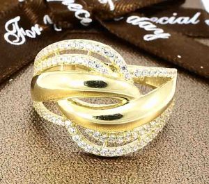 zlatý prsteň Glare 299