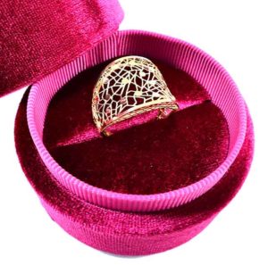 zlatý prsteň Glare 426