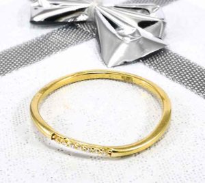 zlaty prsten Glare 438