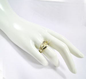 zlaty prsten Glare 528