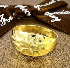 zlaty prsten Glare 530