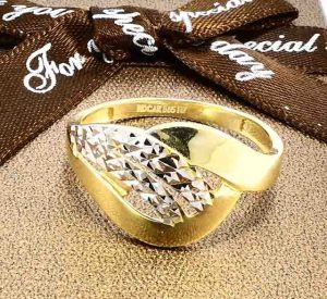 Zlatý prsteň Glare 566