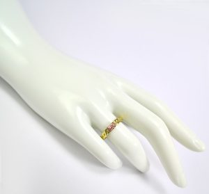 zlatý prsteň Glare 593