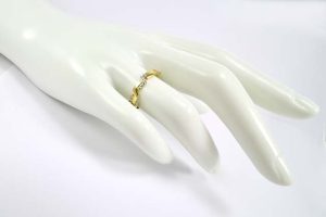 Zlatý prsteň Glare 601
